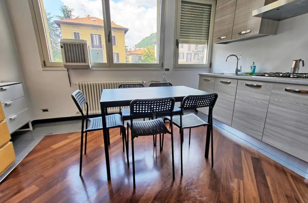 Casa Aurora Self Catering Studio Como Vacanze Italy