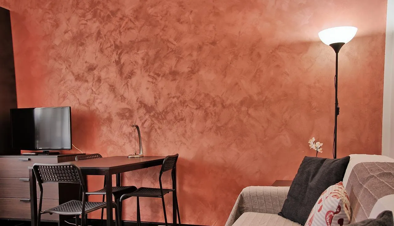Casa Aurora Self Catering Studio Como Vacanze